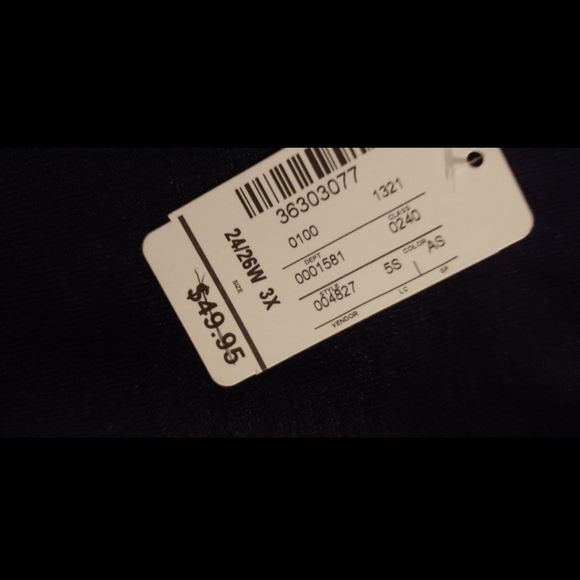 Sweater - Picture 5 of 5